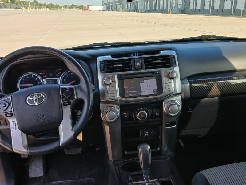 Toyota 4Runner SR5 2WD 2016