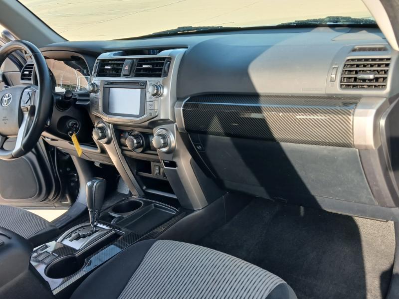 Toyota 4Runner SR5 2WD 2016