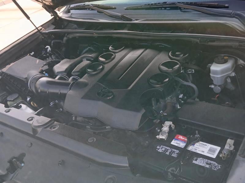 Toyota 4Runner SR5 2WD 2016