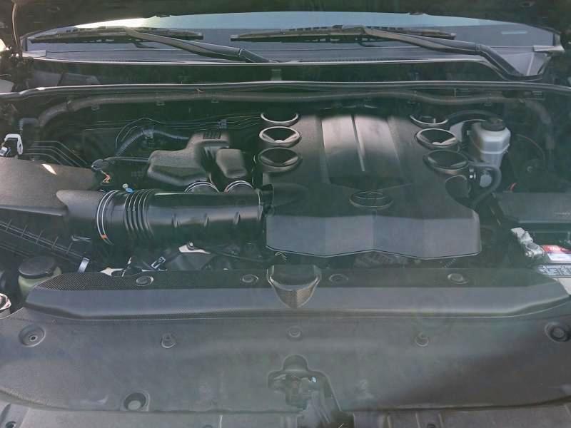 Toyota 4Runner SR5 2WD 2016