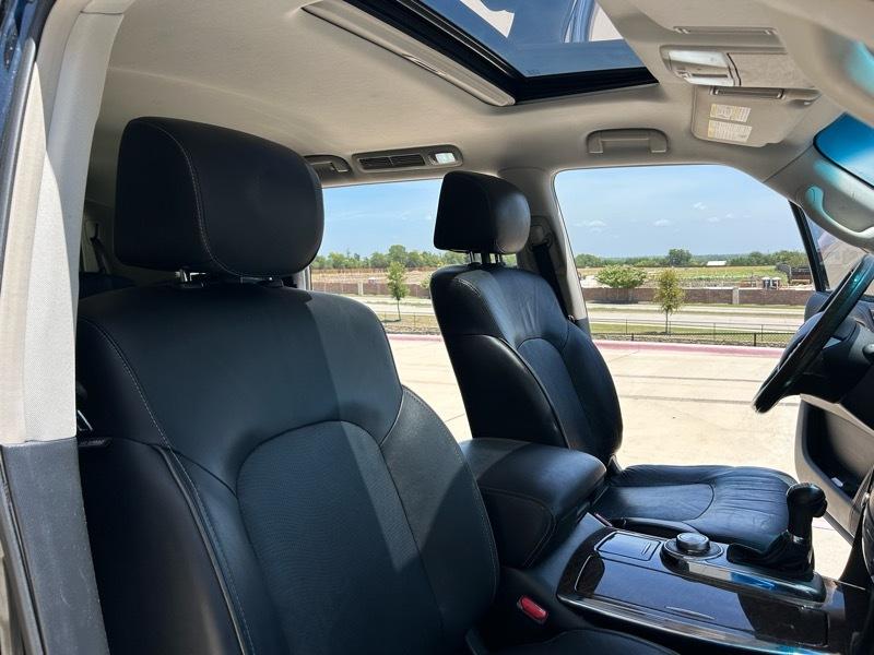 Infiniti QX80 4WD 2015