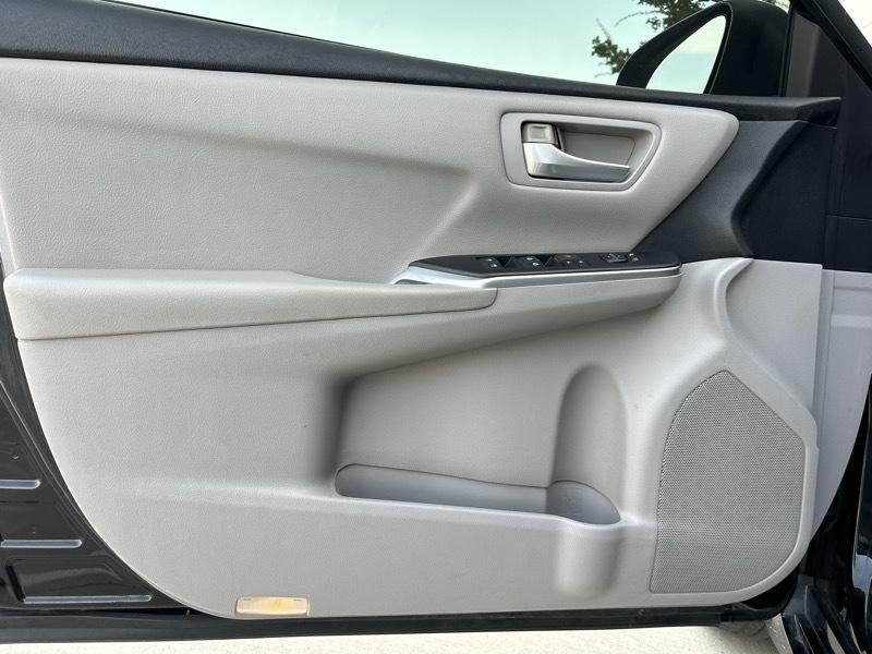Toyota Camry LE 2015
