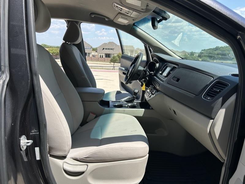 Kia Sedona LX 2020