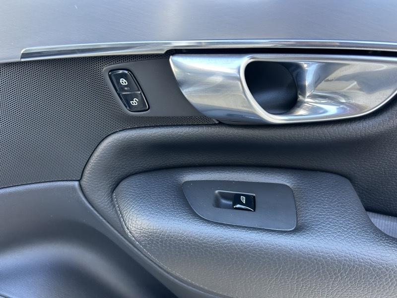 Volvo XC90 T5 Momentum 2018
