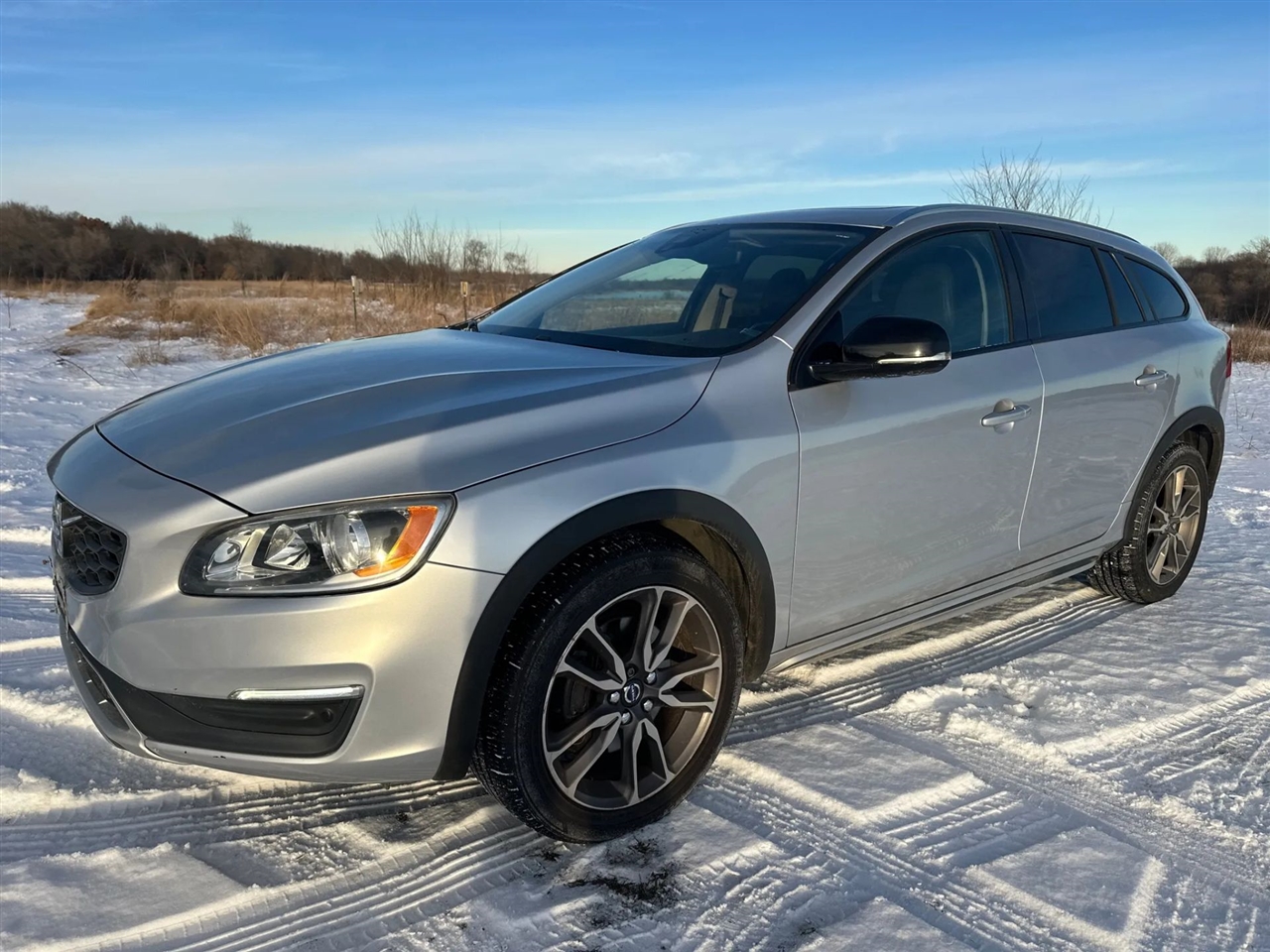 Volvo V60 Cross Country  2015