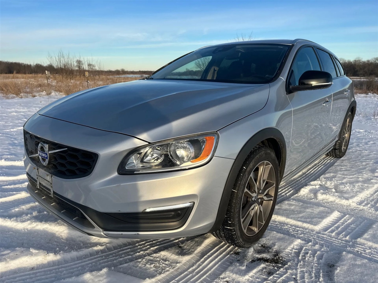 Volvo V60 Cross Country  2015