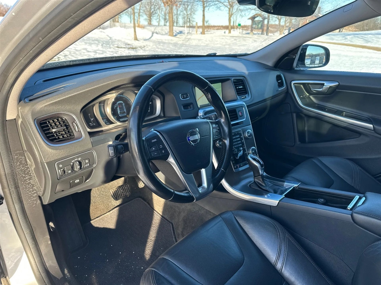 Volvo V60 Cross Country  2015