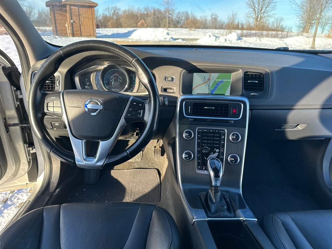 Volvo V60 Cross Country  2015