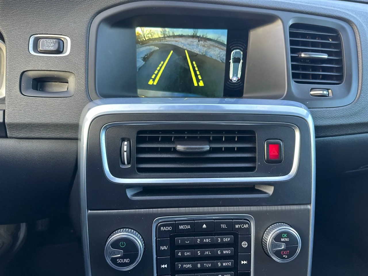 Volvo V60 Cross Country  2015