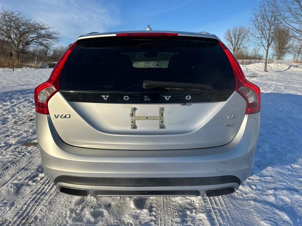 Volvo V60 Cross Country  2015