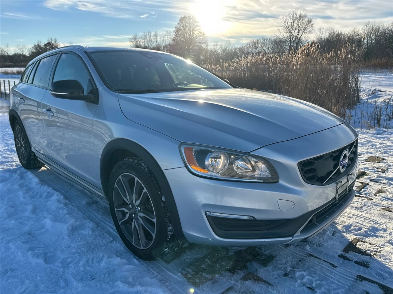 Volvo V60 Cross Country  2015