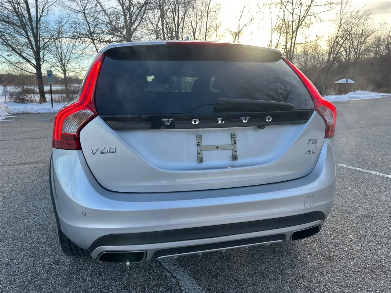 Volvo V60 Cross Country  2015