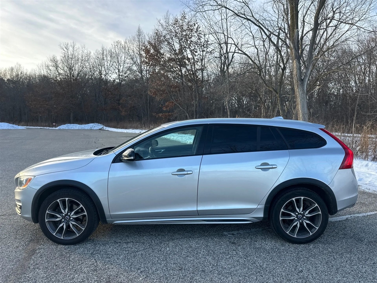 Volvo V60 Cross Country  2015