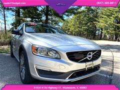 2015 Volvo V60 Cross Country  2015 Volvo V60 Cross Country