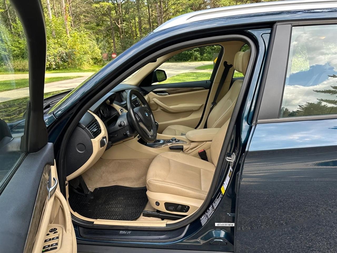 BMW X1  2013