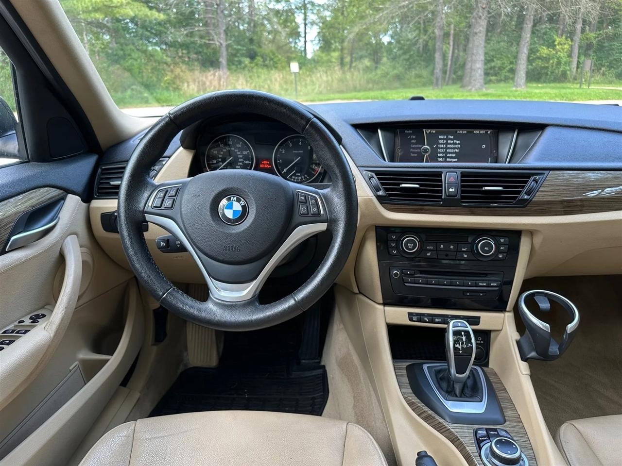 BMW X1  2013
