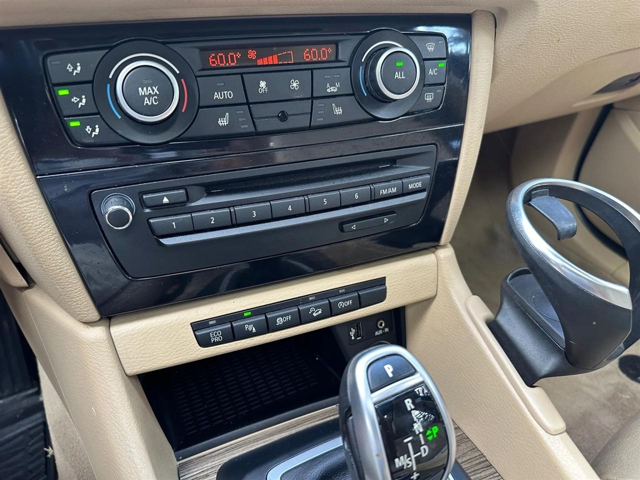 BMW X1  2013