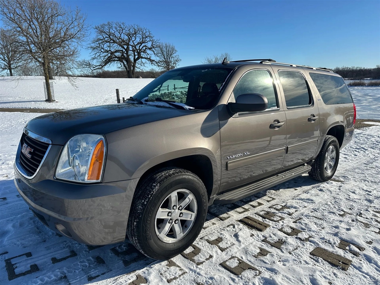 GMC Yukon XL  2014