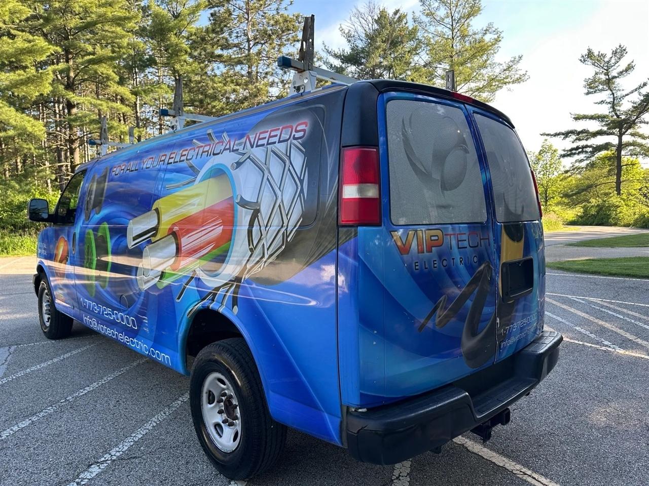 Chevrolet Express  2013