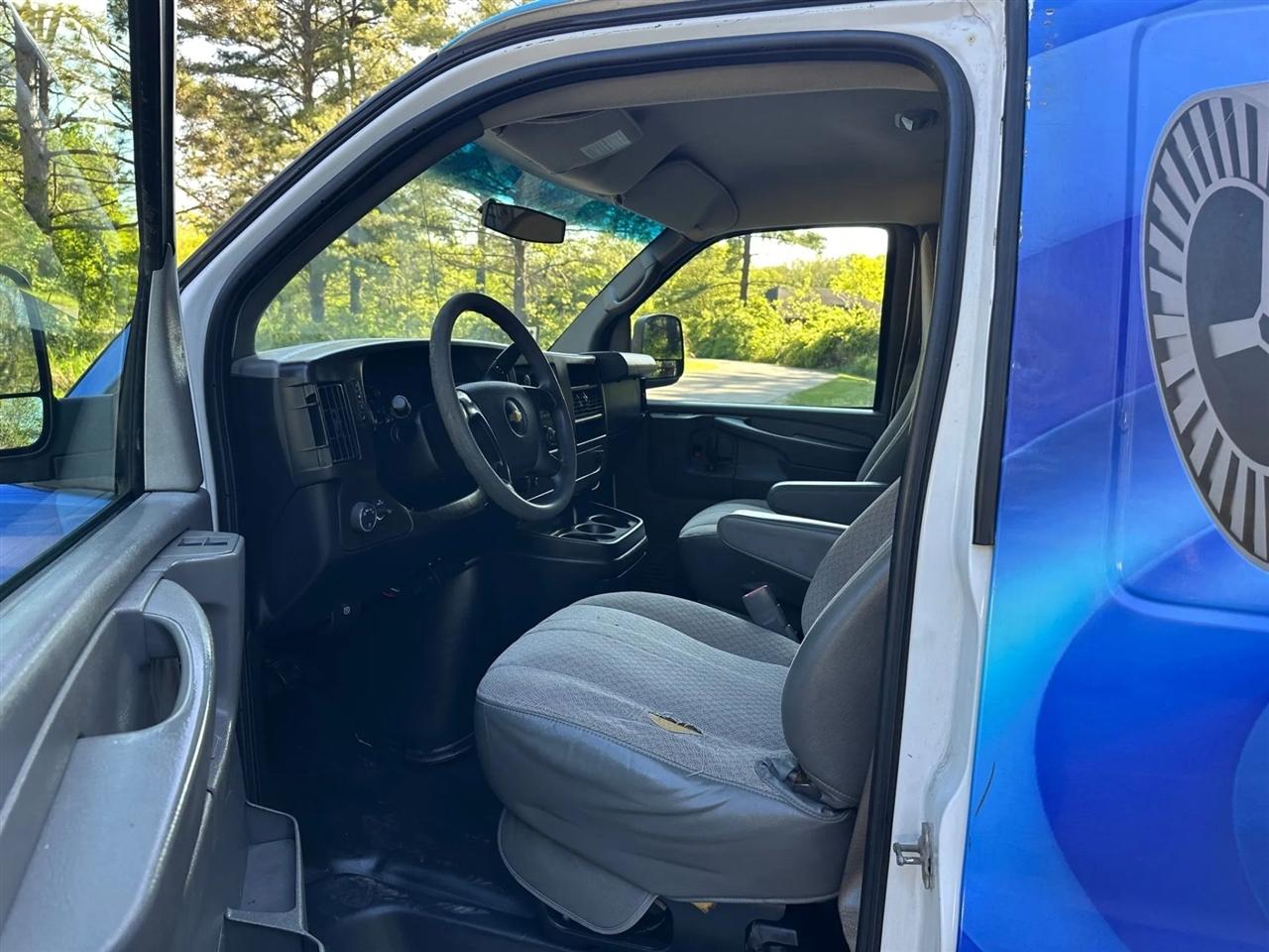 Chevrolet Express  2013