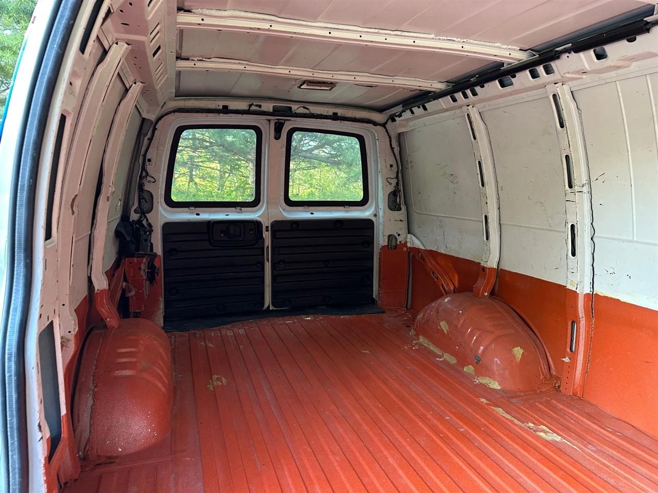 Chevrolet Express  2013