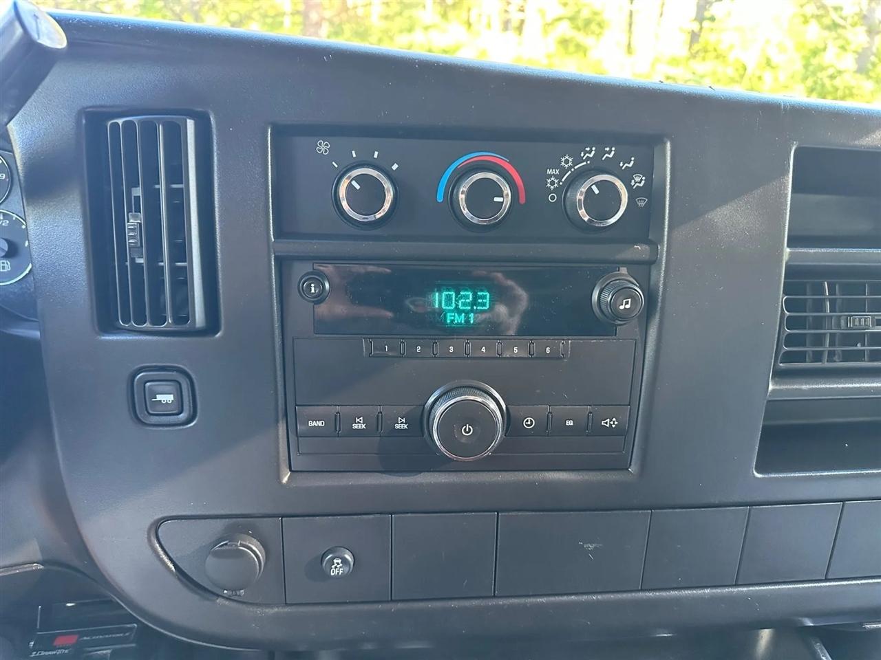 Chevrolet Express  2013