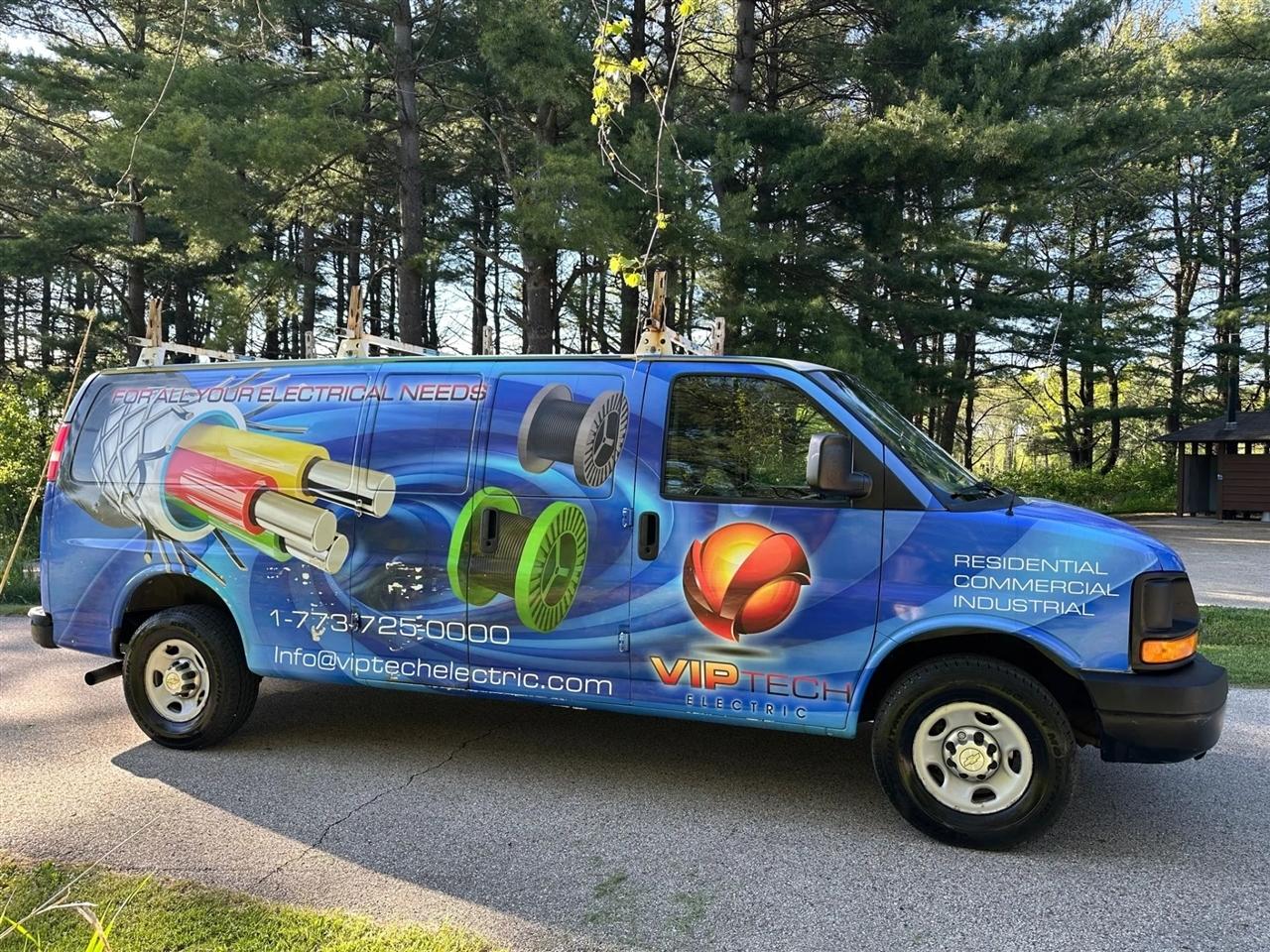 Chevrolet Express  2013