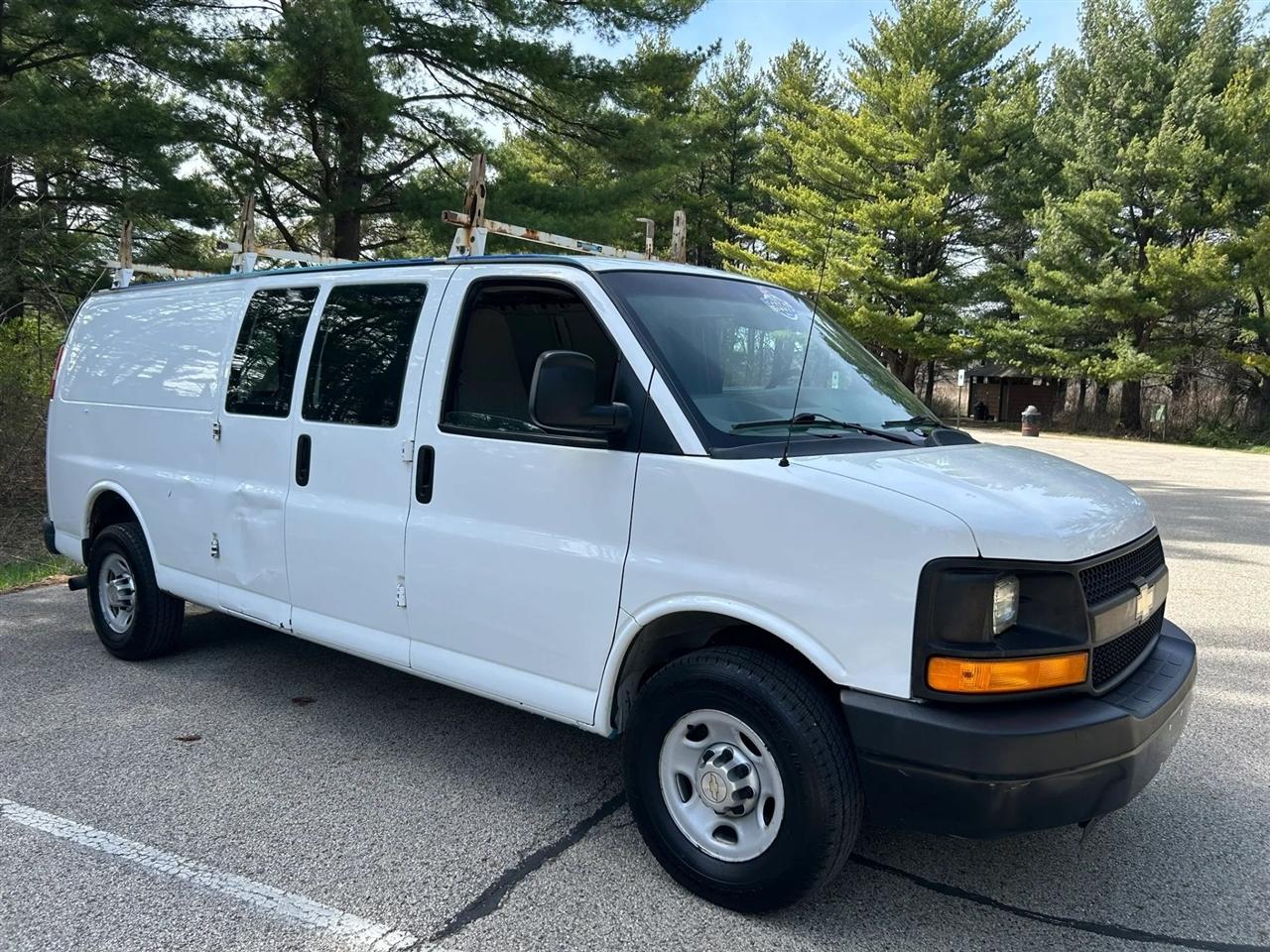 Chevrolet Express  2013