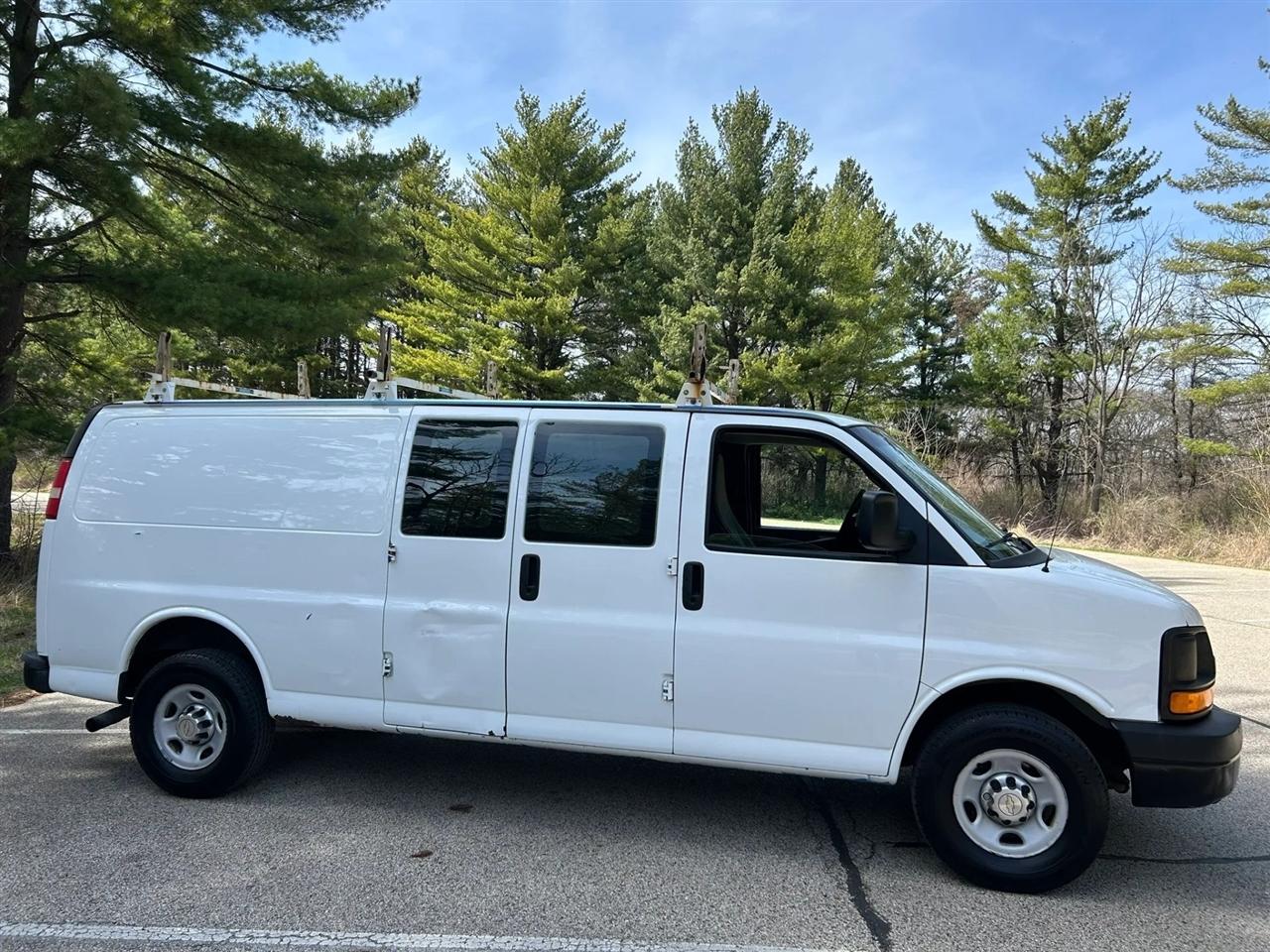 Chevrolet Express  2013
