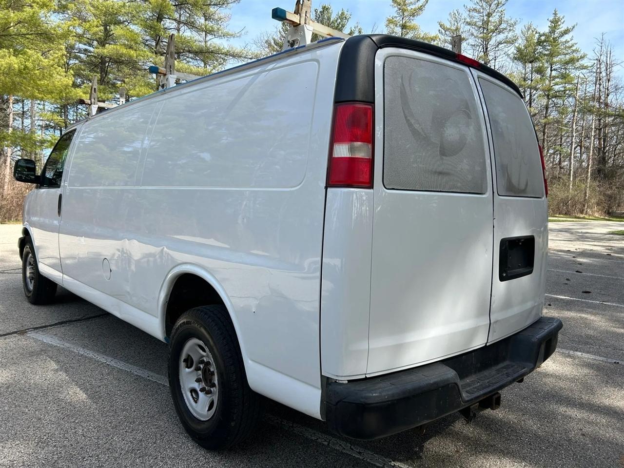 Chevrolet Express  2013