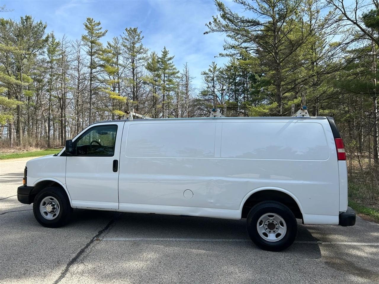 Chevrolet Express  2013