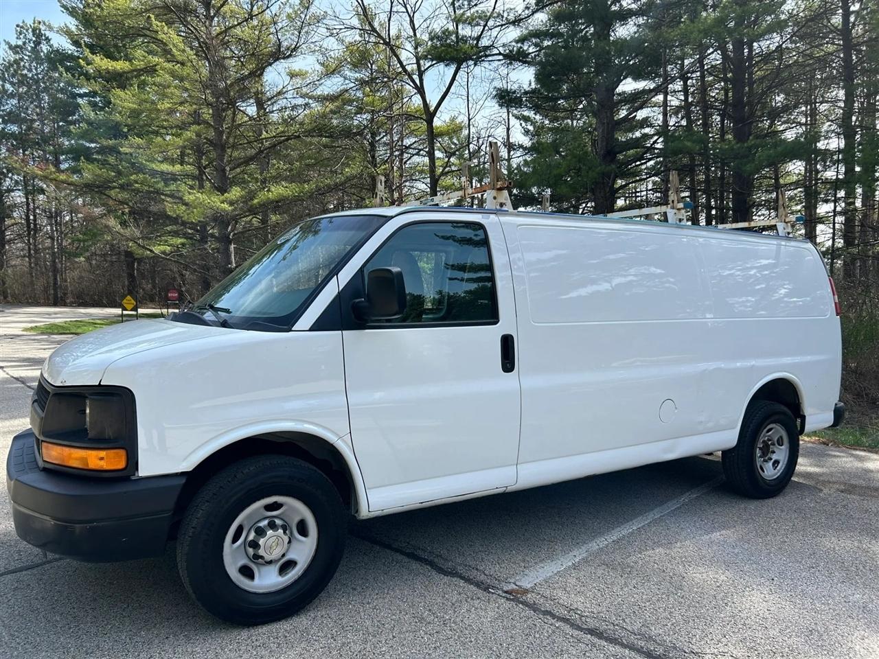 Chevrolet Express  2013