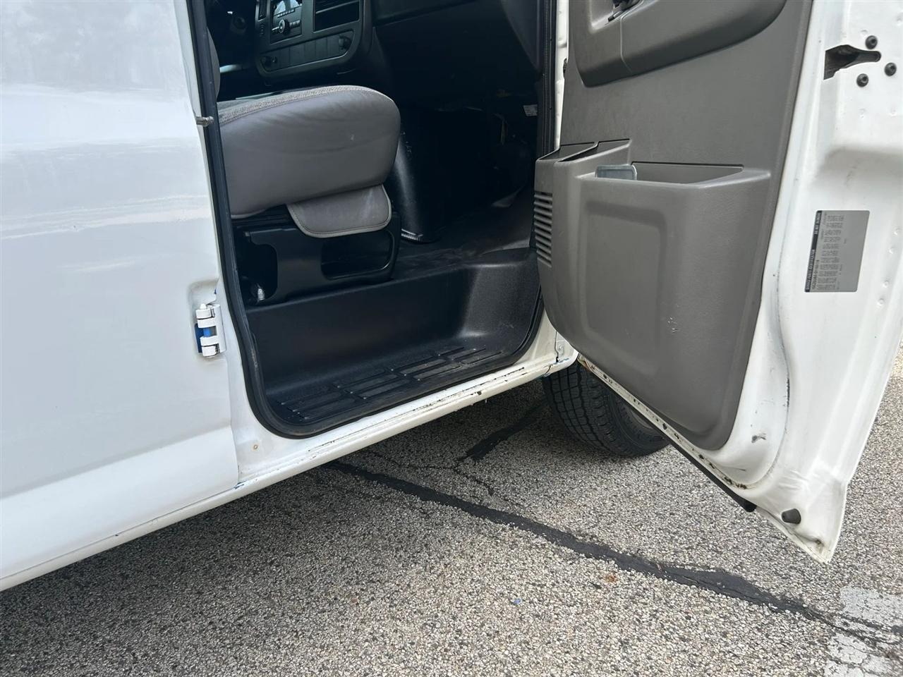 Chevrolet Express  2013