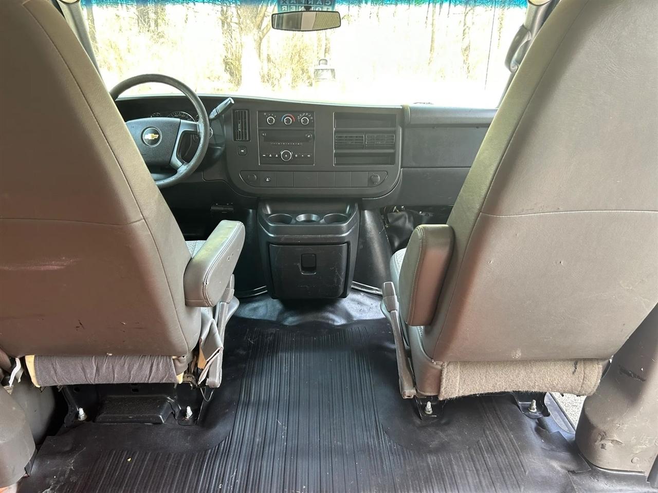 Chevrolet Express  2013