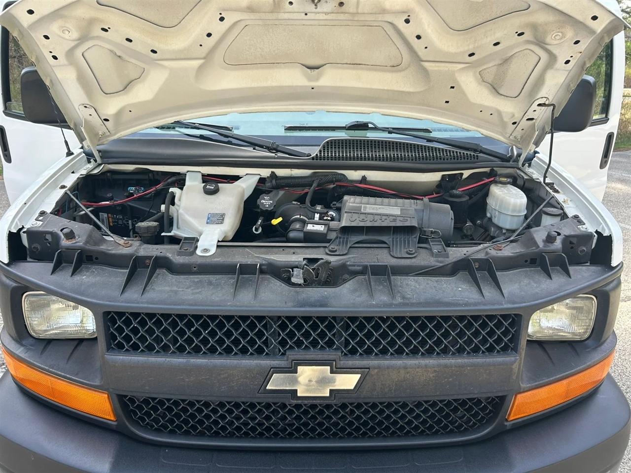 Chevrolet Express  2013