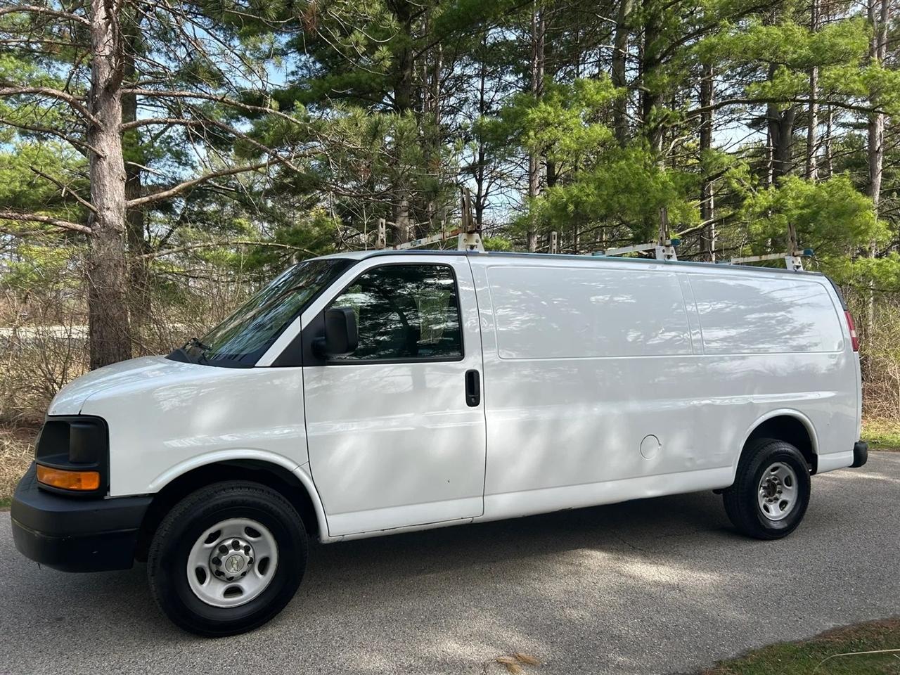 Chevrolet Express  2013