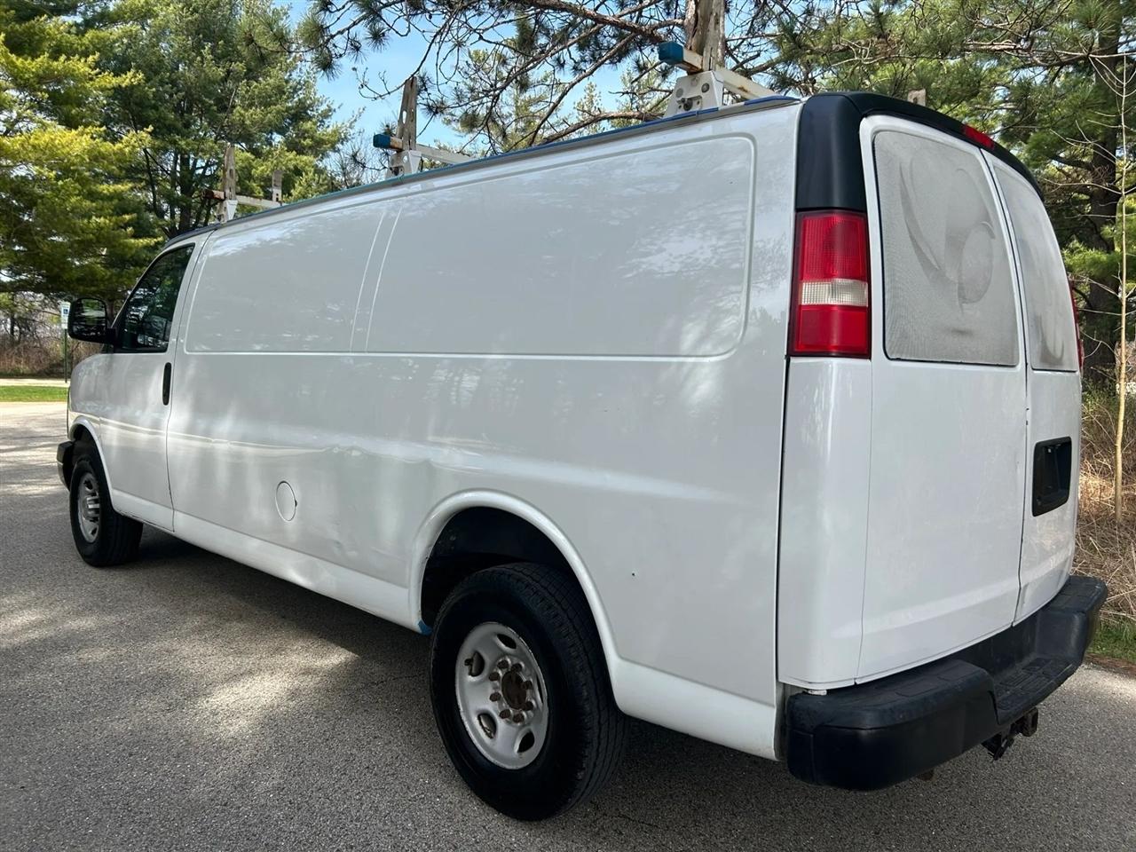 Chevrolet Express  2013