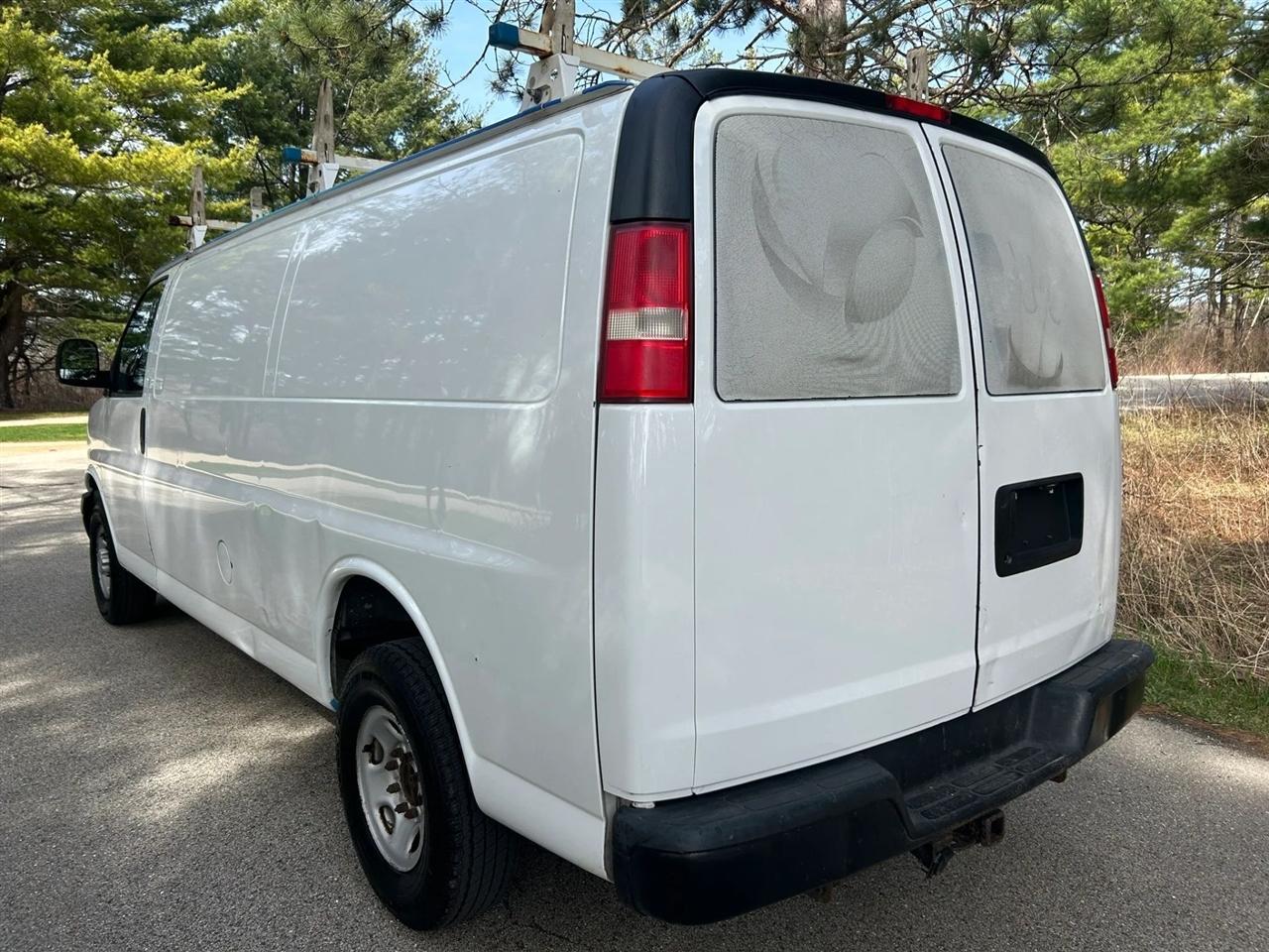 Chevrolet Express  2013