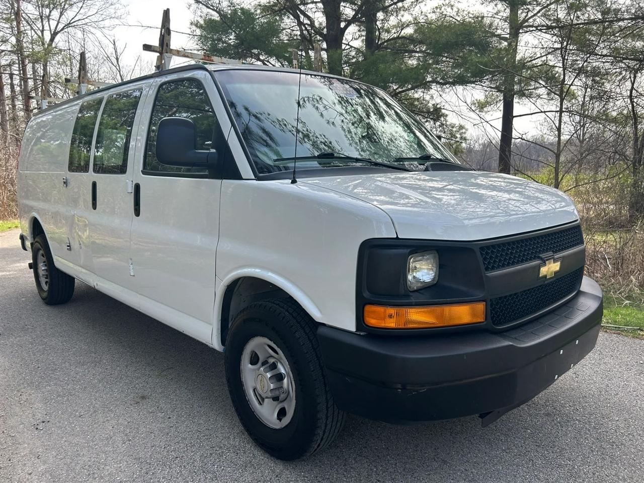 Chevrolet Express  2013