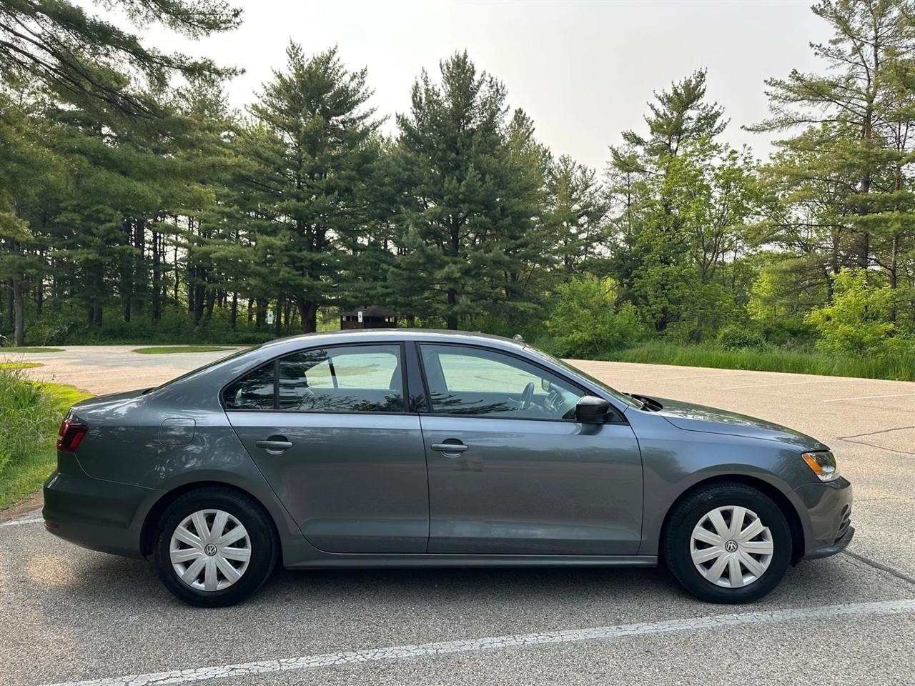 Volkswagen Jetta  2016