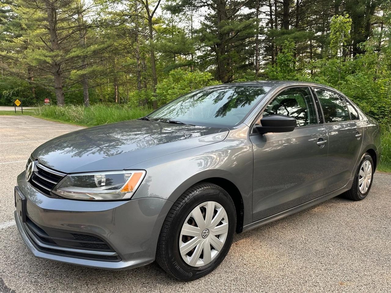 Volkswagen Jetta  2016