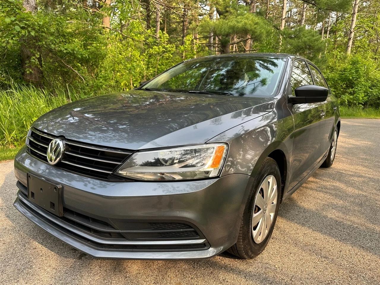 Volkswagen Jetta  2016
