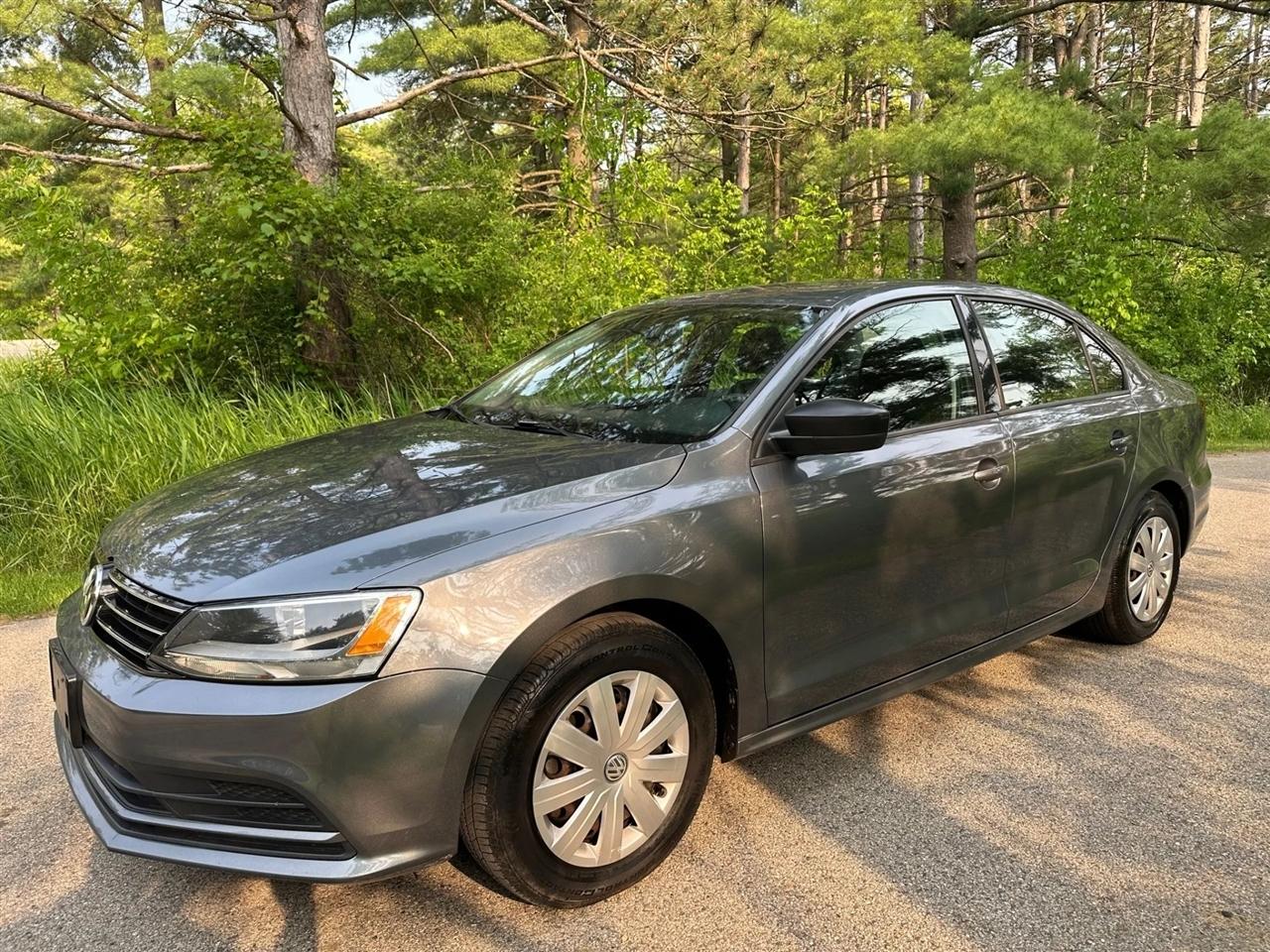 Volkswagen Jetta  2016