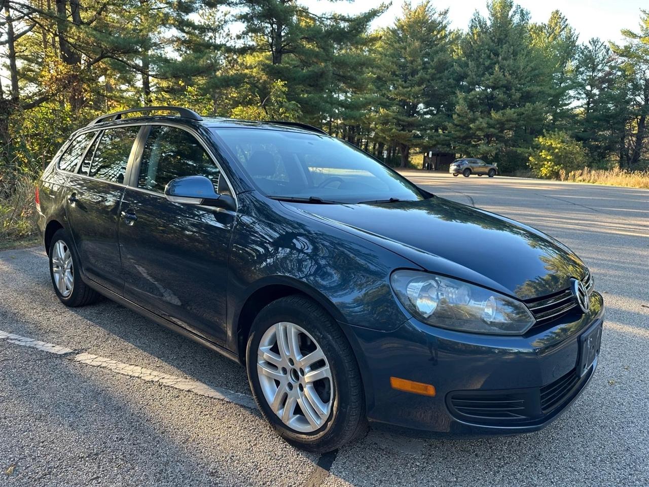 Volkswagen Jetta SportWagen  2010