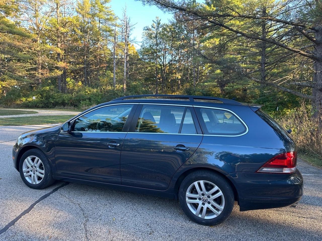 Volkswagen Jetta SportWagen  2010