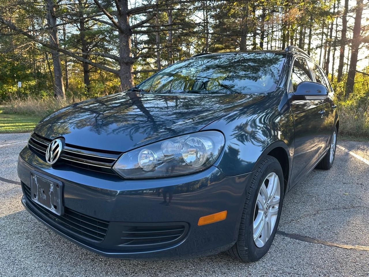 Volkswagen Jetta SportWagen  2010