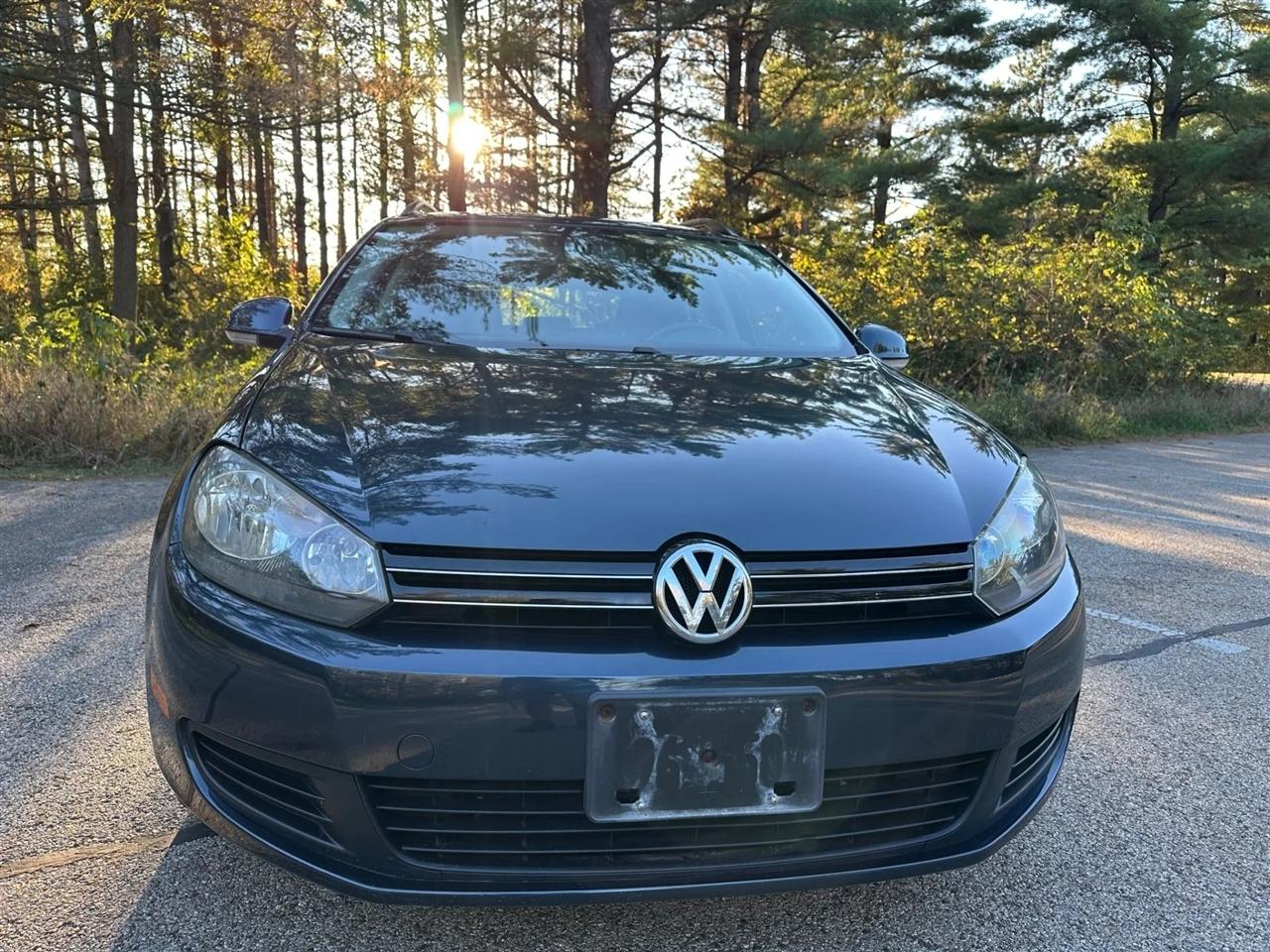 Volkswagen Jetta SportWagen  2010