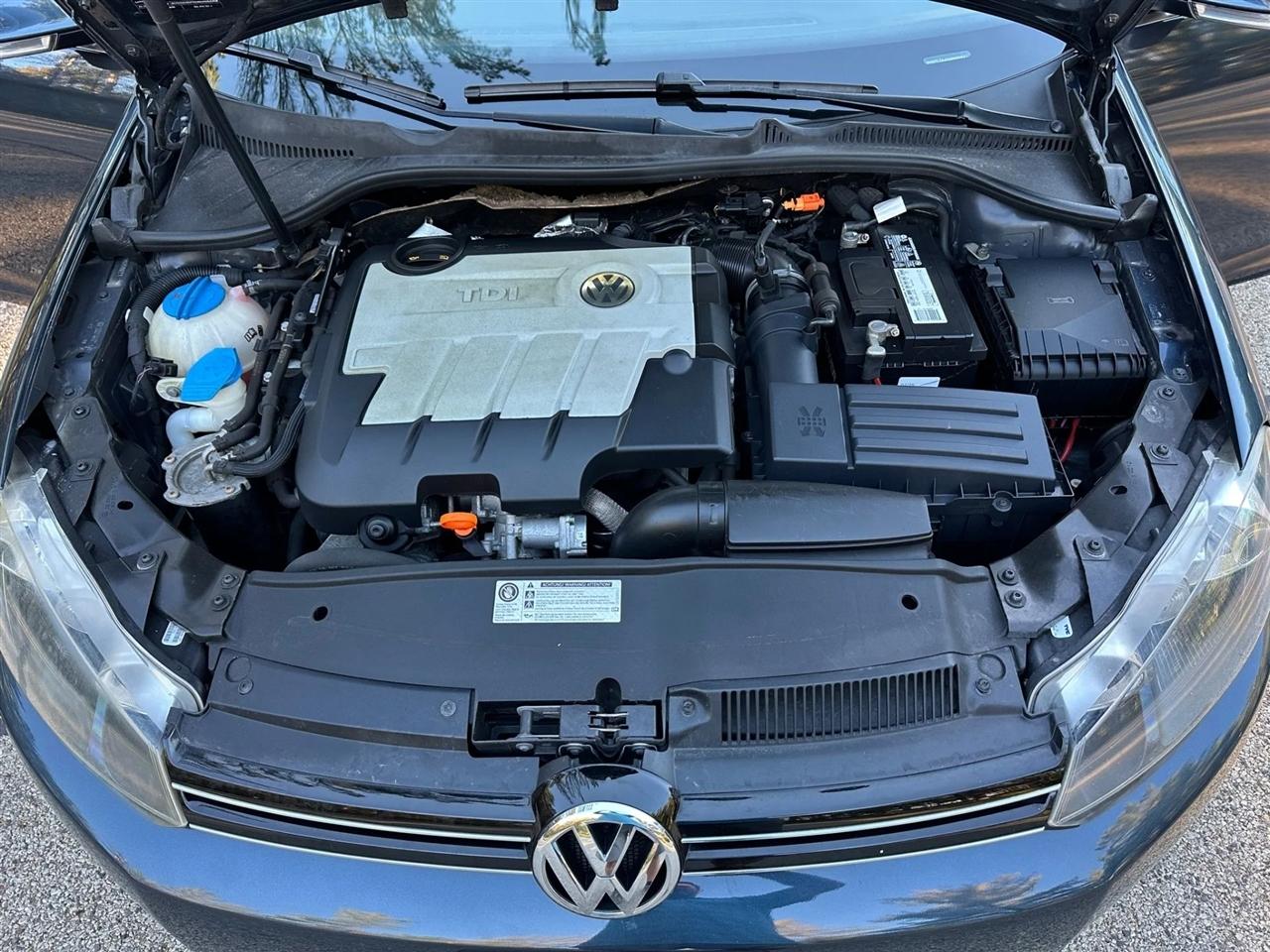 Volkswagen Jetta SportWagen  2010