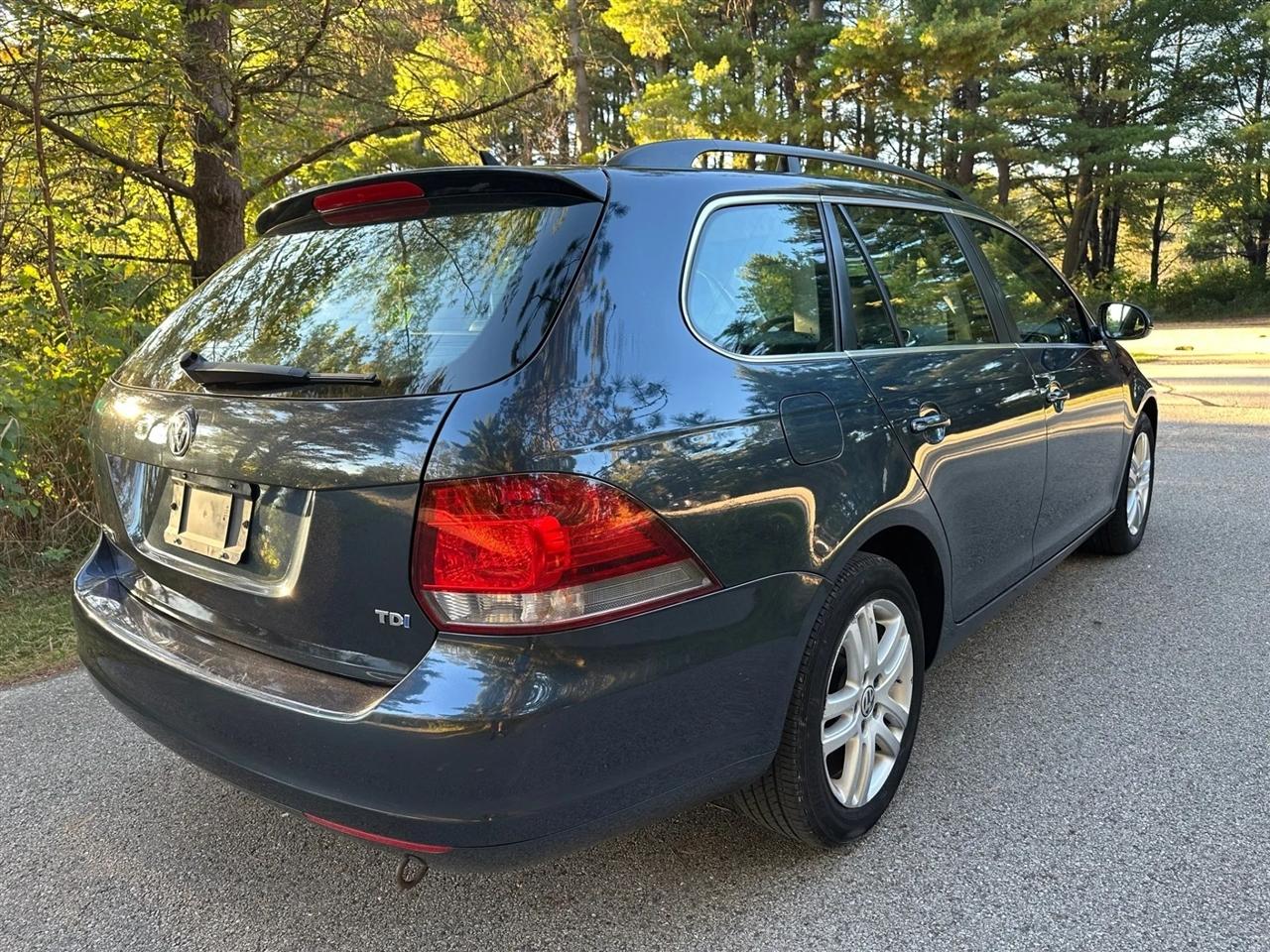 Volkswagen Jetta SportWagen  2010