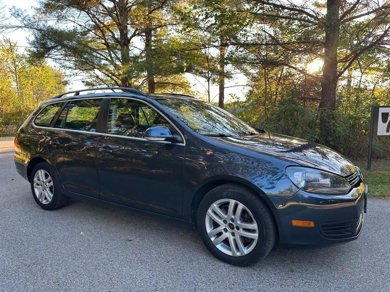 Volkswagen Jetta SportWagen  2010